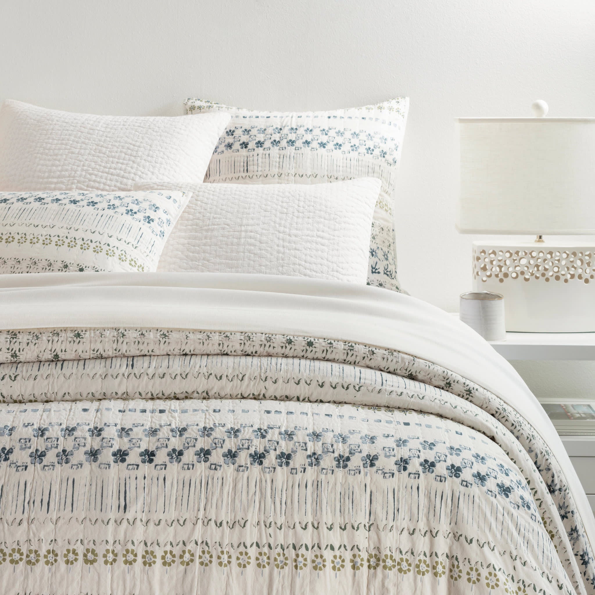 Hawthorn Coverlet | Neutral – Annie Selke