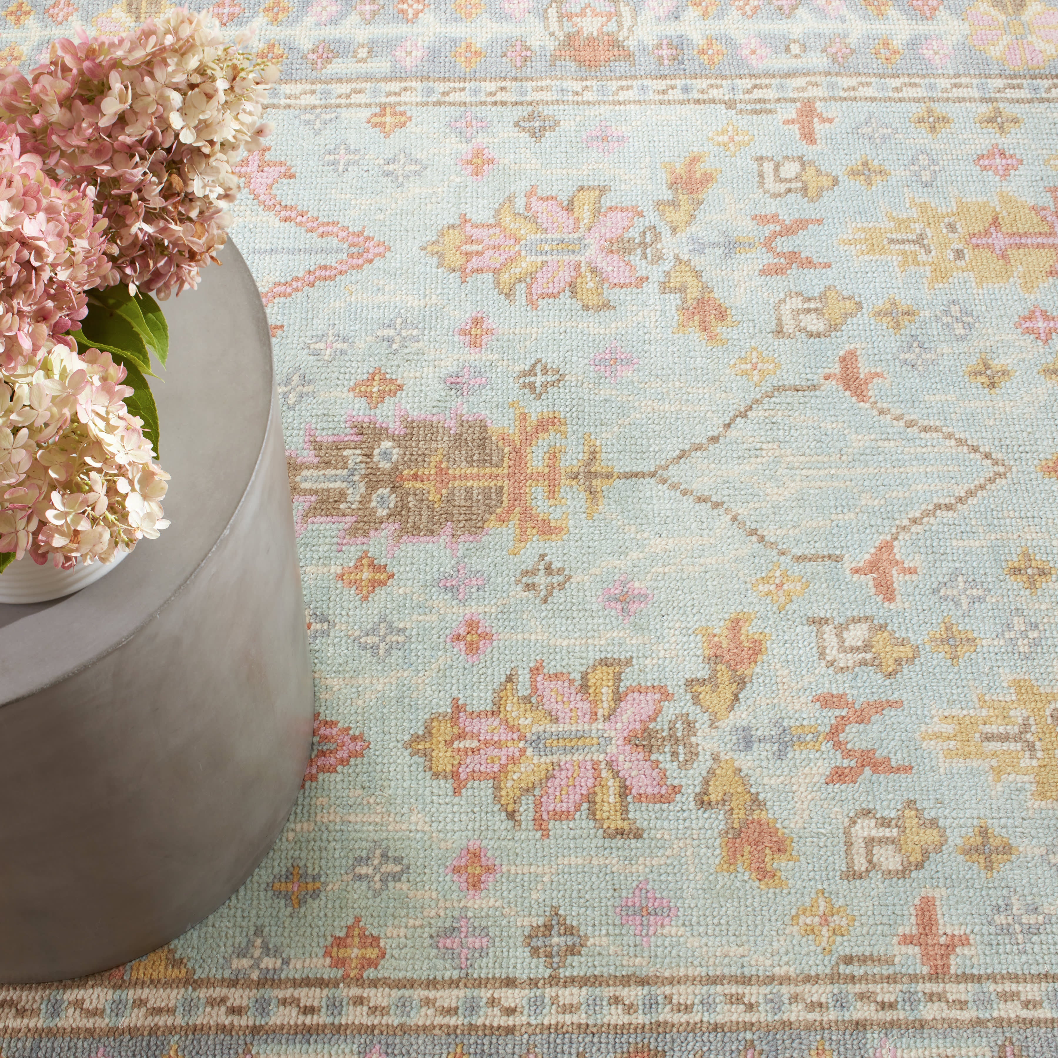 Mara Hand Knotted Wool Rug | Sky – Annie Selke