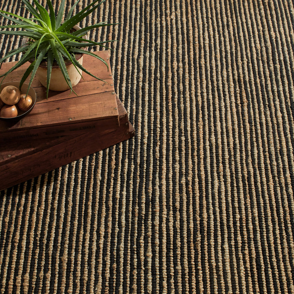 Twiggy Handwoven Wooljute Rug | Black