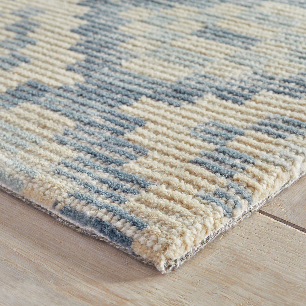 Diamond Cove Hand Tufted Wool Rug | Blue