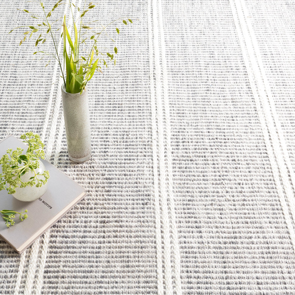 Malta Handwoven Wool Rug | Grey