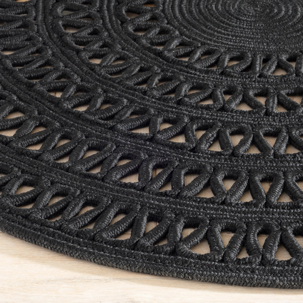Bowline Handwoven Indoor/Outdoor Round Rug | Black