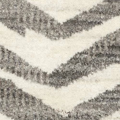 Farah Hand Knotted Wool Rug Swatch | Grey