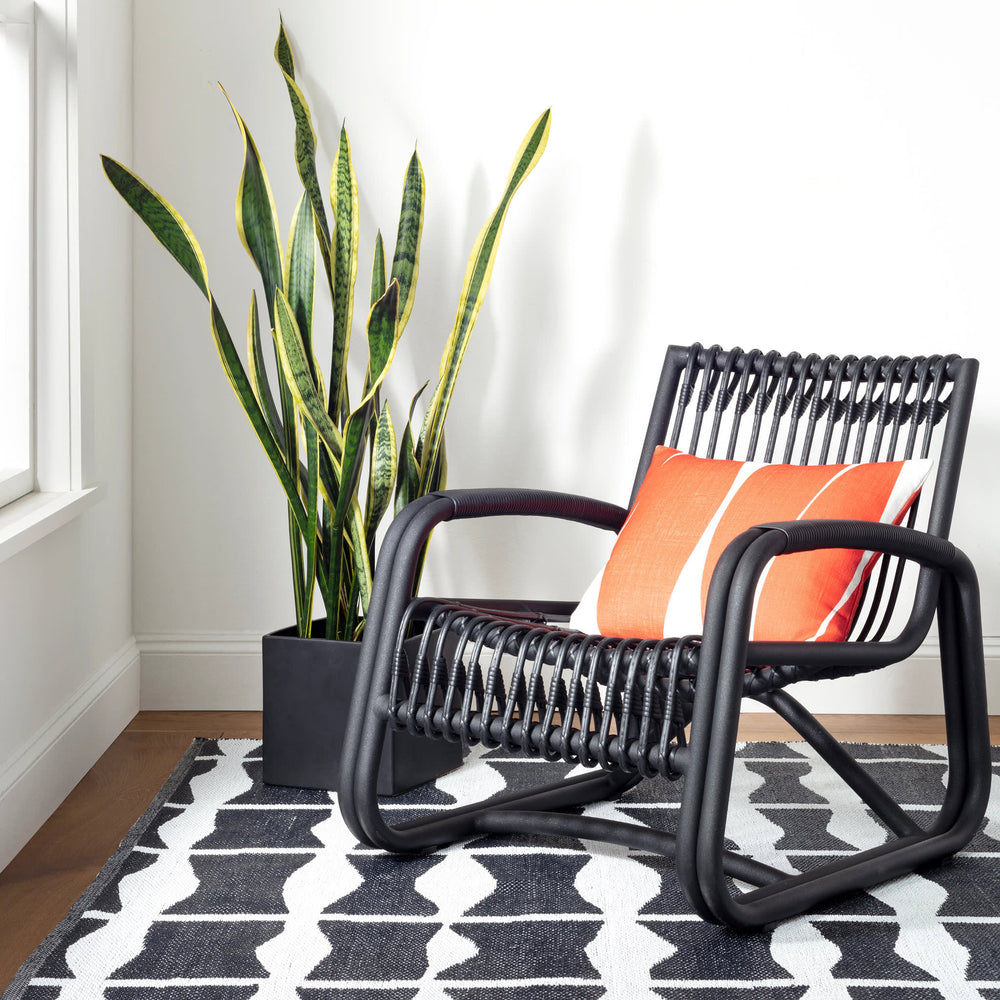 Circuit Handwoven Indoor/Outdoor Rug | Black