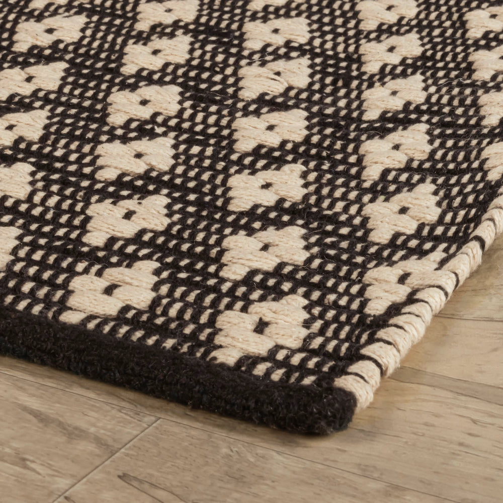 Dainty Diamond Handwoven Cotton Rug | Black/Ivory