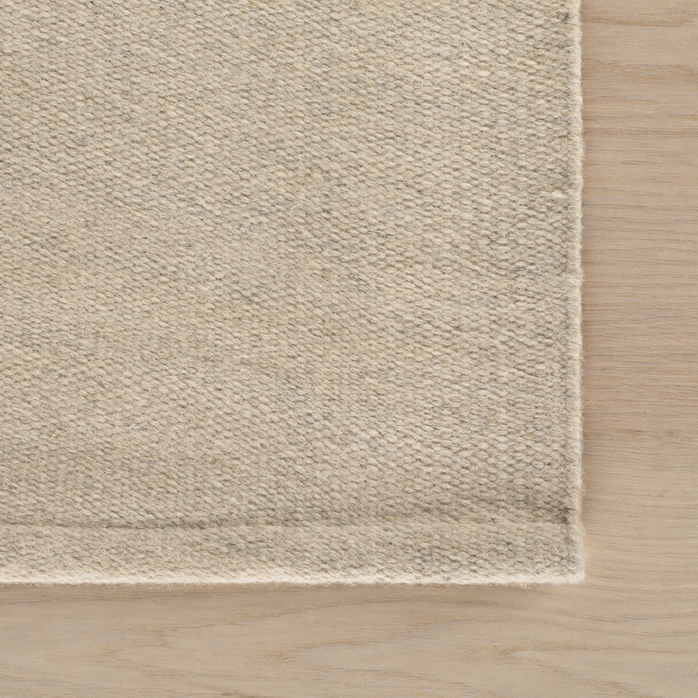 Iirela Modern Ivory Rug | Ivory