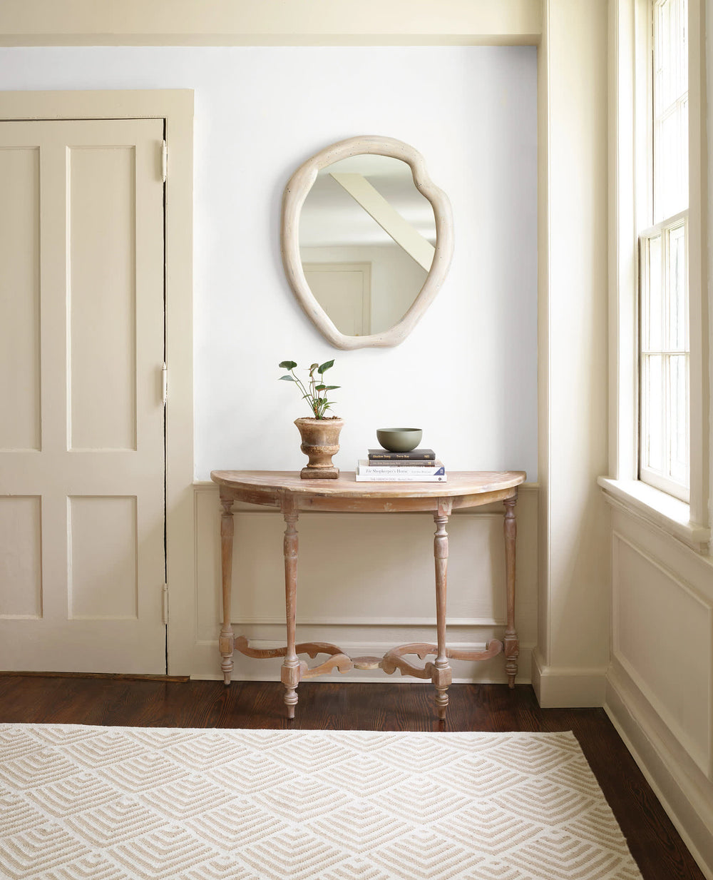 Cleo Handwoven Indoor/Outdoor Rug by Bunny Williams | Cement