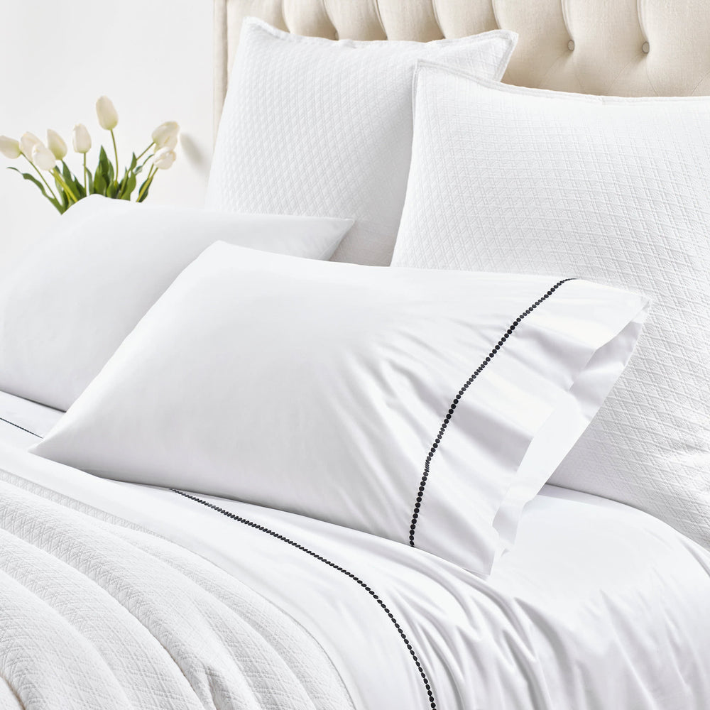 Dottie Embroidered Sheet Set | Black