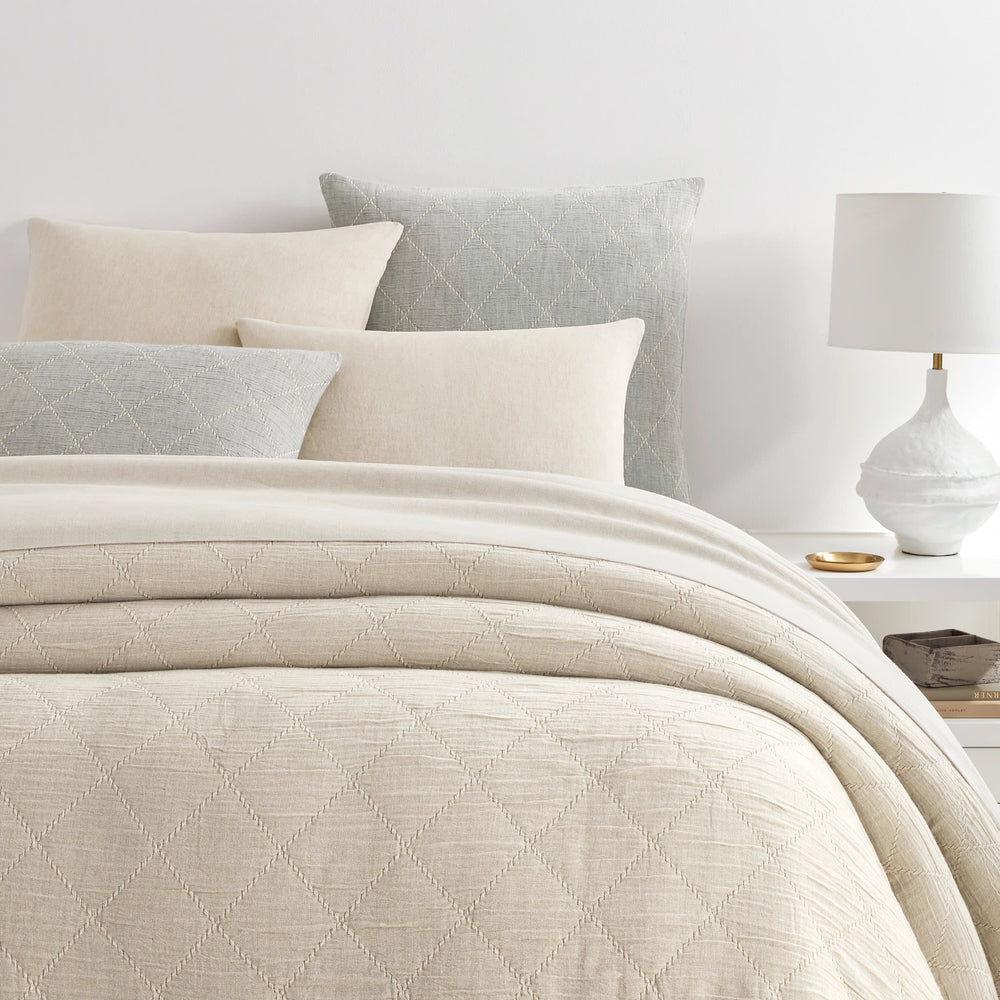 Tilden Matelasse Coverlet | Natural/Grey