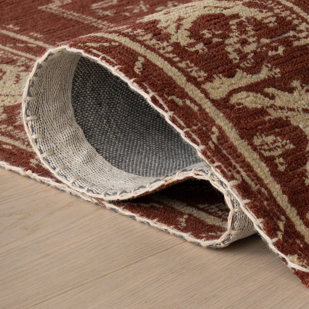 Quenl Vintage Handmade Wool Rug | Red