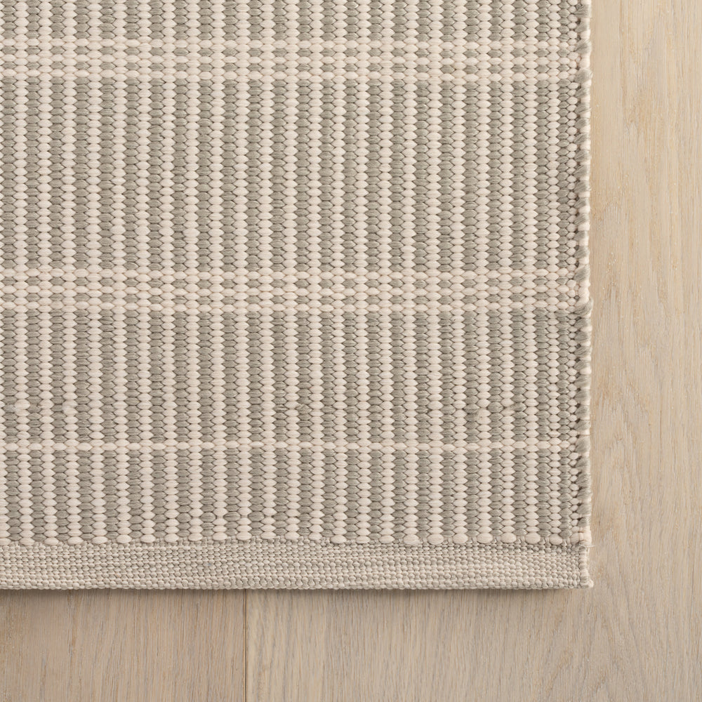Marlo Handwoven Indoor/Outdoor Rug | Platinum