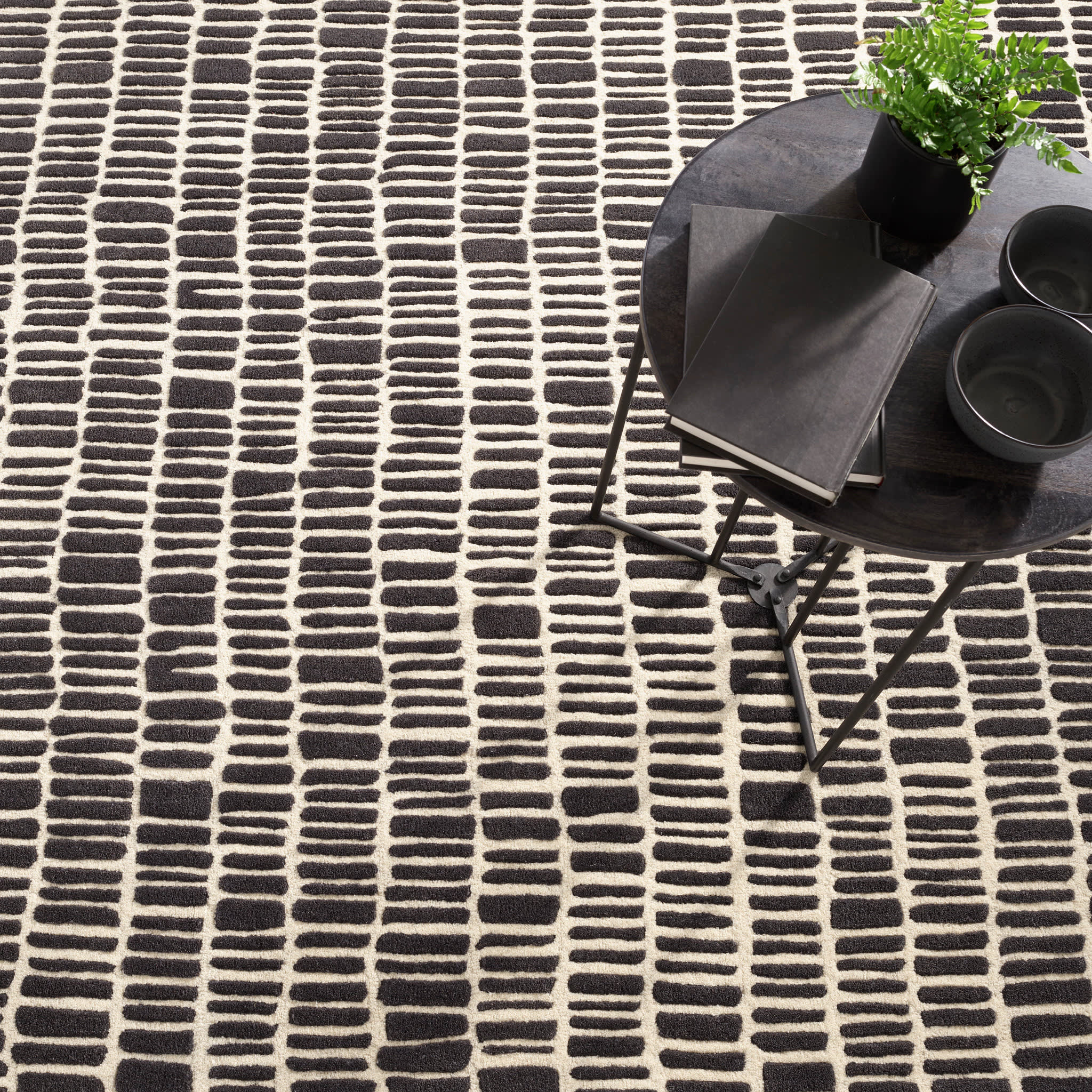 Roark Hand Tufted Wool Rug | Charcoal – Annie Selke