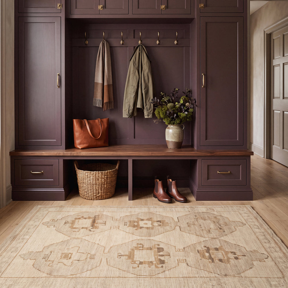Tamalia Traditional Vintage Rug | Beige