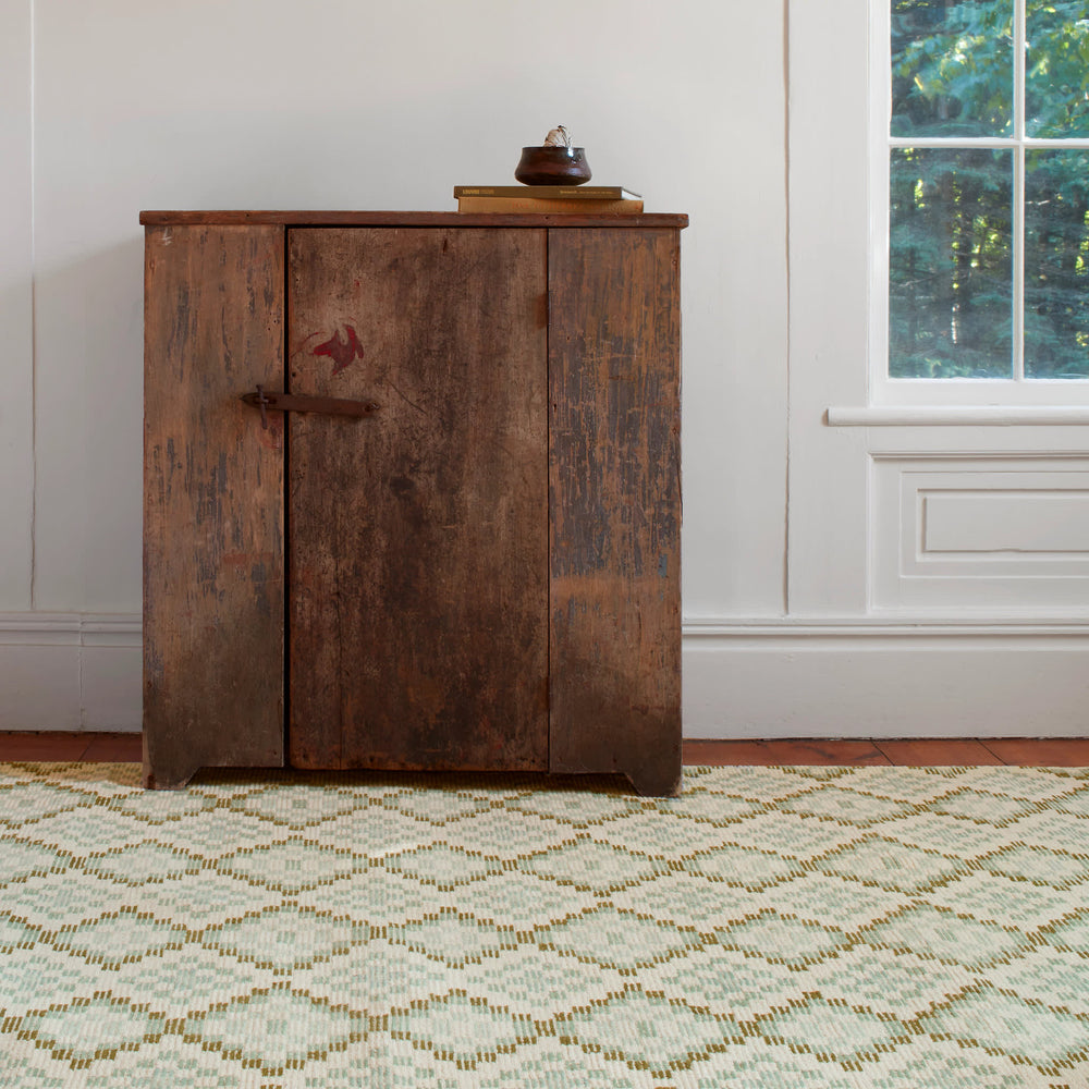Diamond Cove Hand Tufted Wool Rug | Green