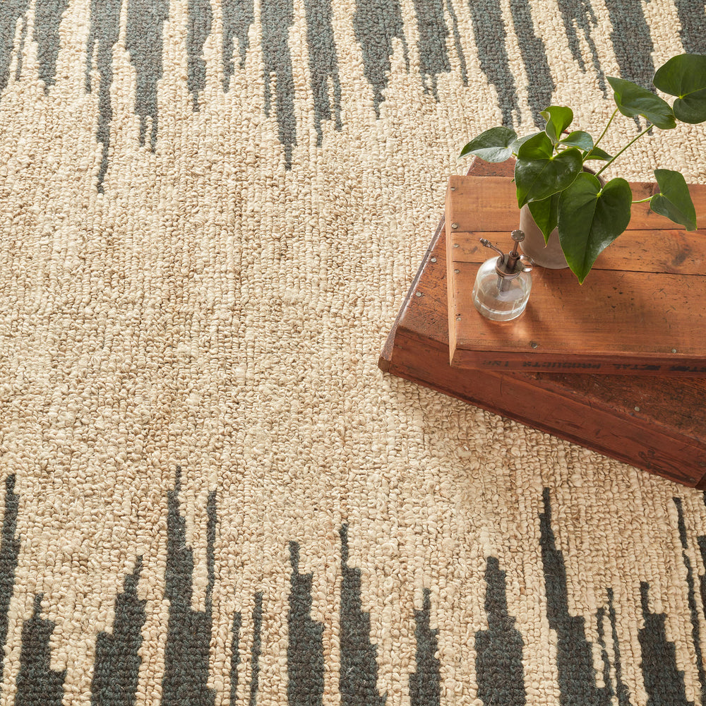 Moss Handwoven Jute Rug | Metal