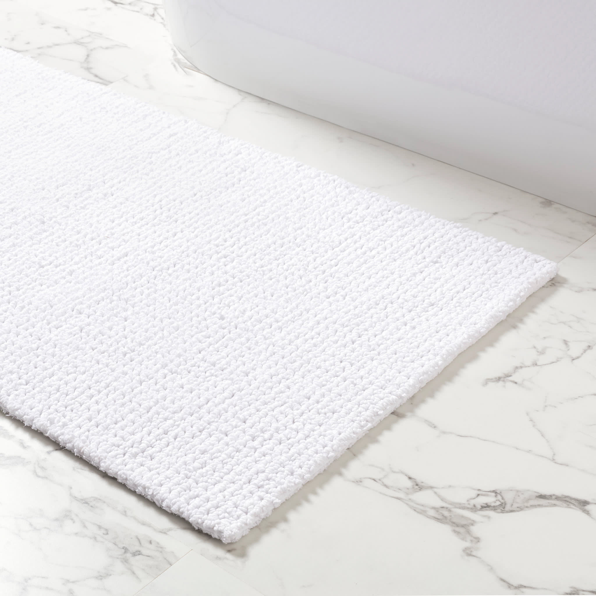 Modesto Bath Rug | White – Annie Selke