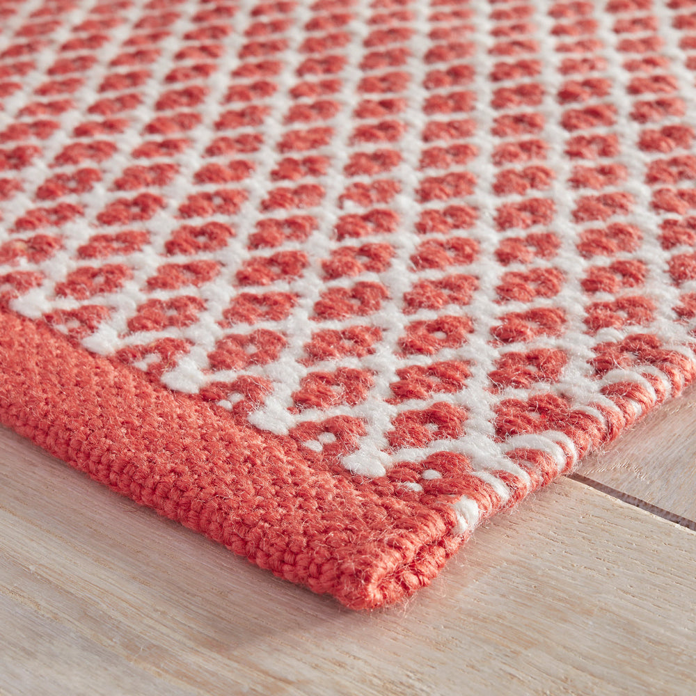 Mainsail Handwoven Indoor/Outdoor Rug | Red