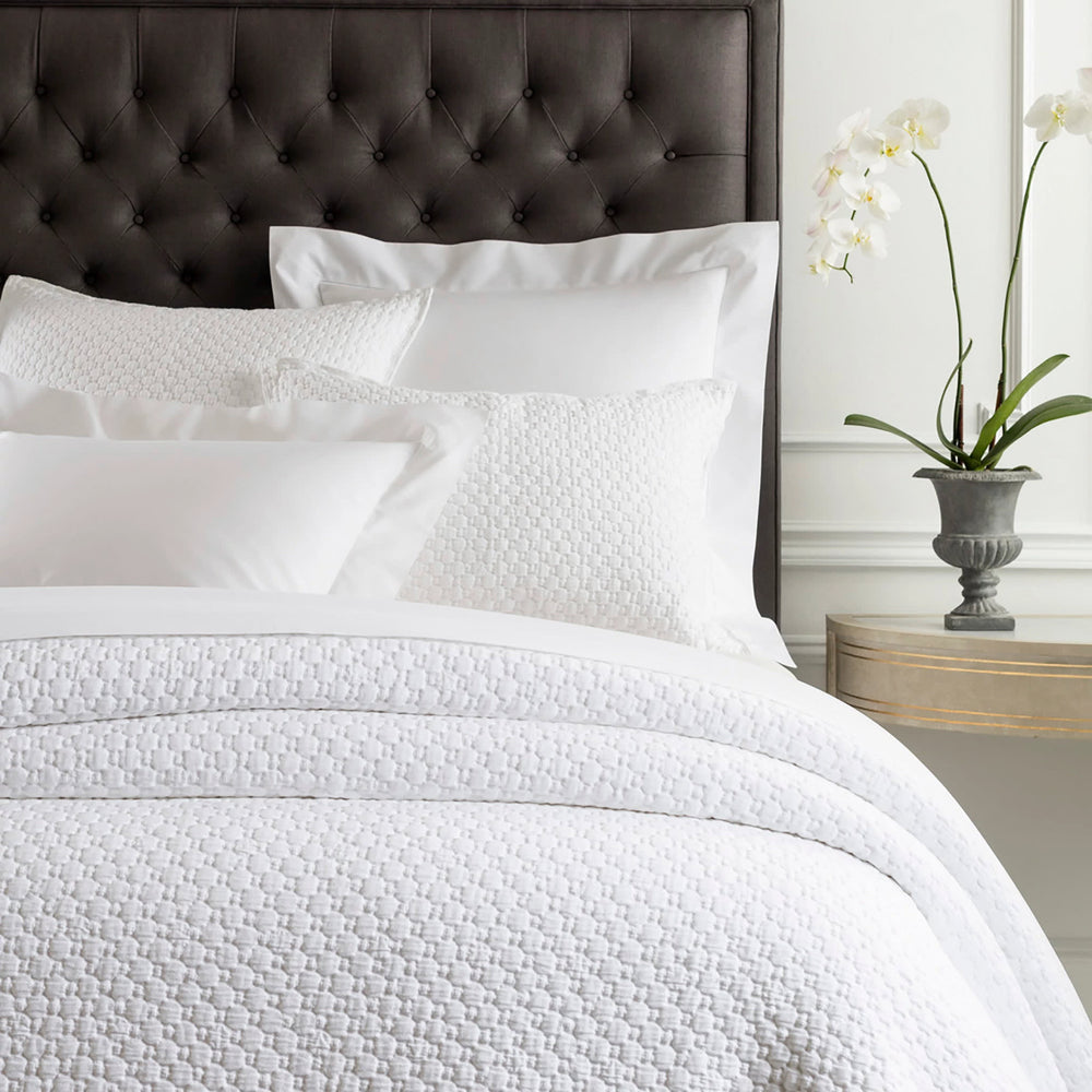 Lodi Matelasse Coverlet | White