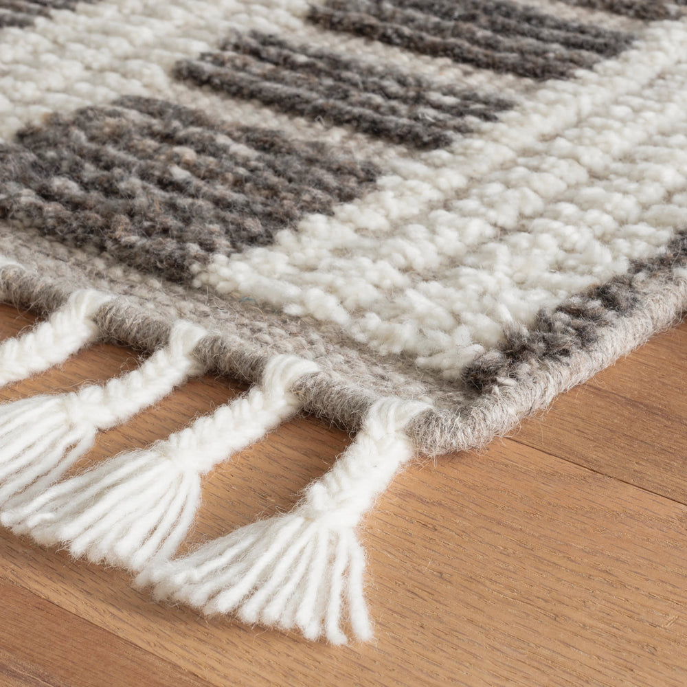 Tory Hand Knotted Wool Rug | Grey/Ivory