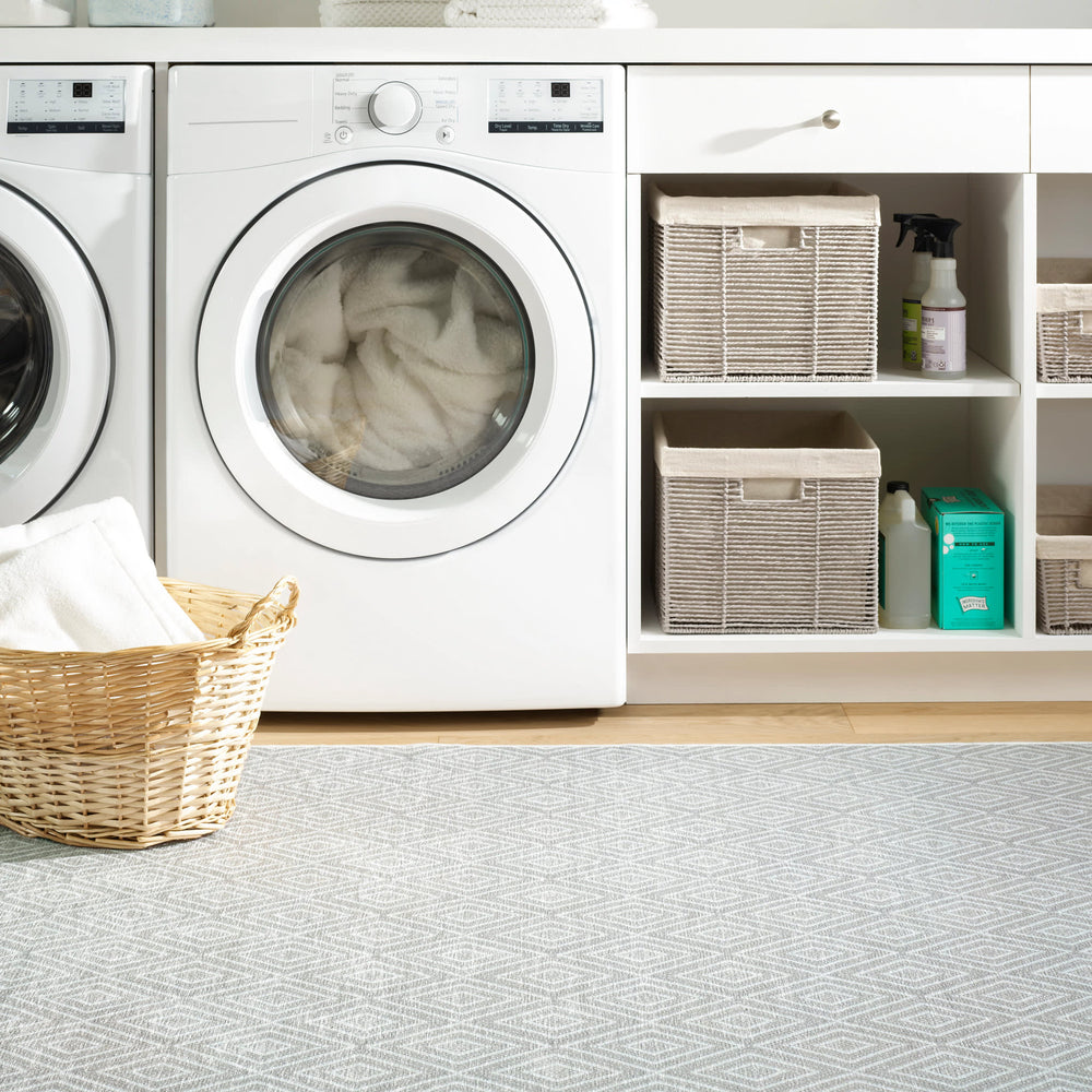 Diamond Machine Washable Rug | Platinum/White