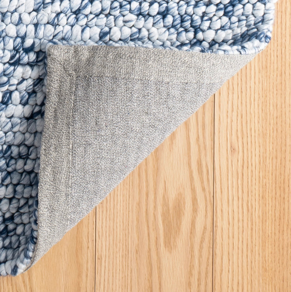 Niels Handwoven Woolviscose Rug | Navy