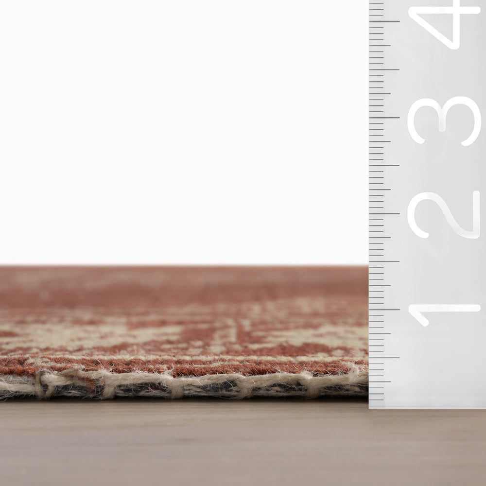 Quenl Vintage Handmade Wool Rug | Red