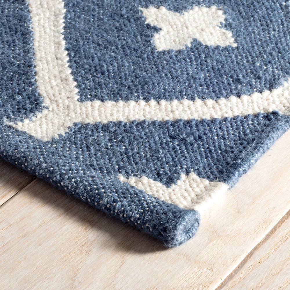 Elizabeth Handwoven Indoor/Outdoor Rug by Bunny Williams | Navy