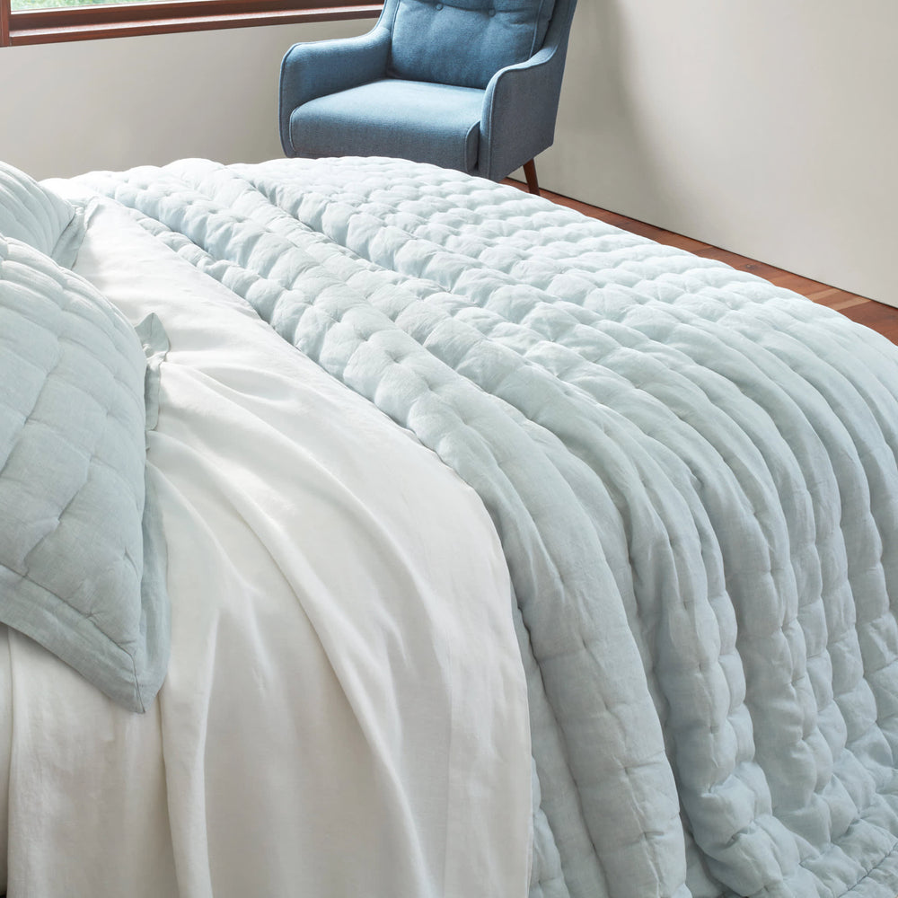 Lush Linen Puff | Sky