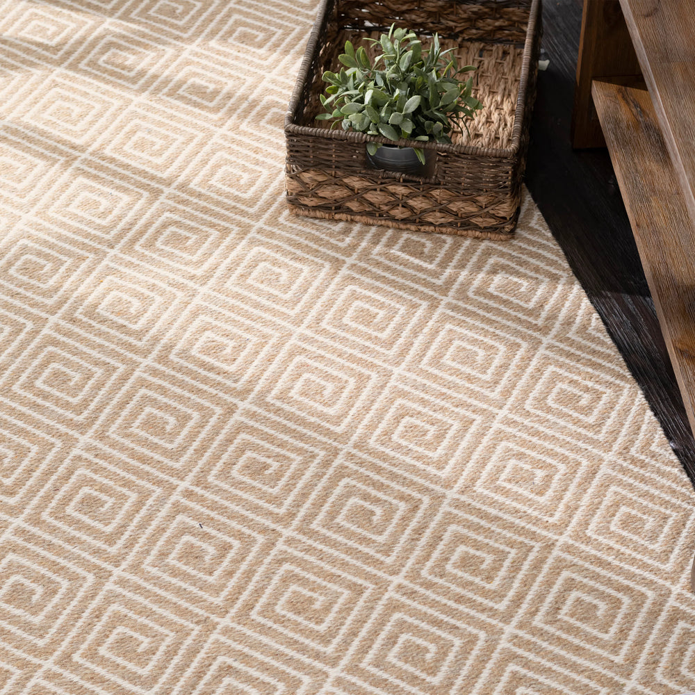 Geo Diamond Handwoven Wool Rug | Natural/Ivory