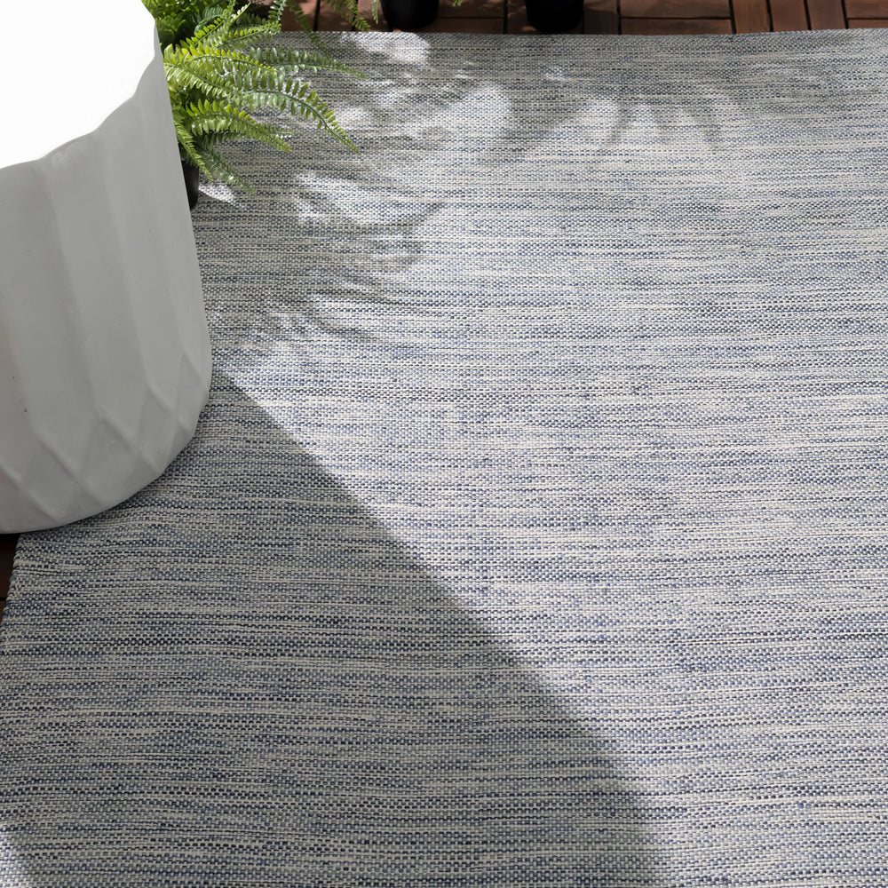 Solid Handwoven Handwoven Indoor/Outdoor Rug | Blue