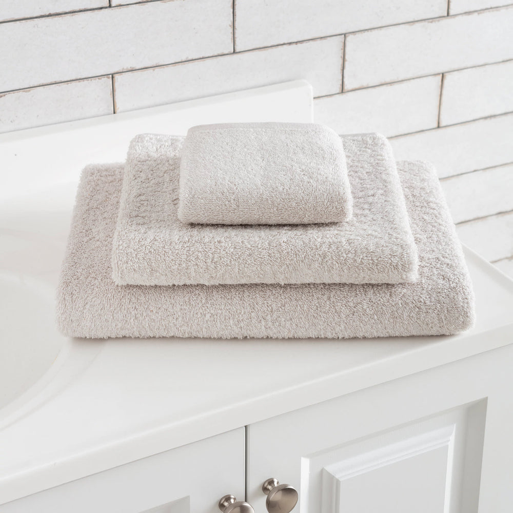 Signature Towel | Dove Grey