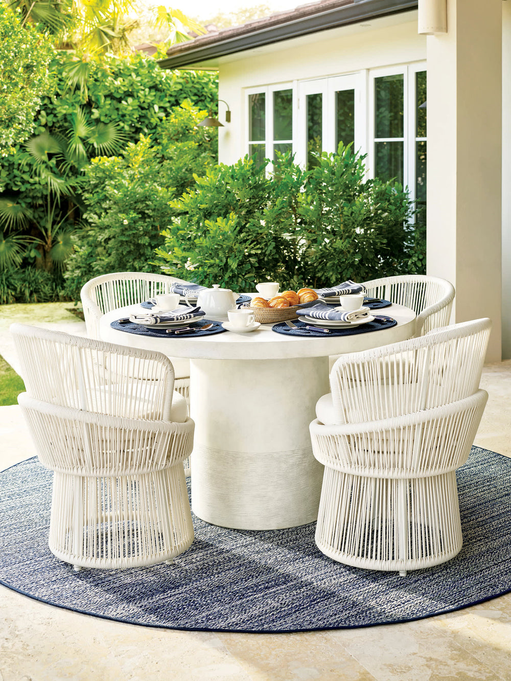 Vista Outdoor Dining Table | White