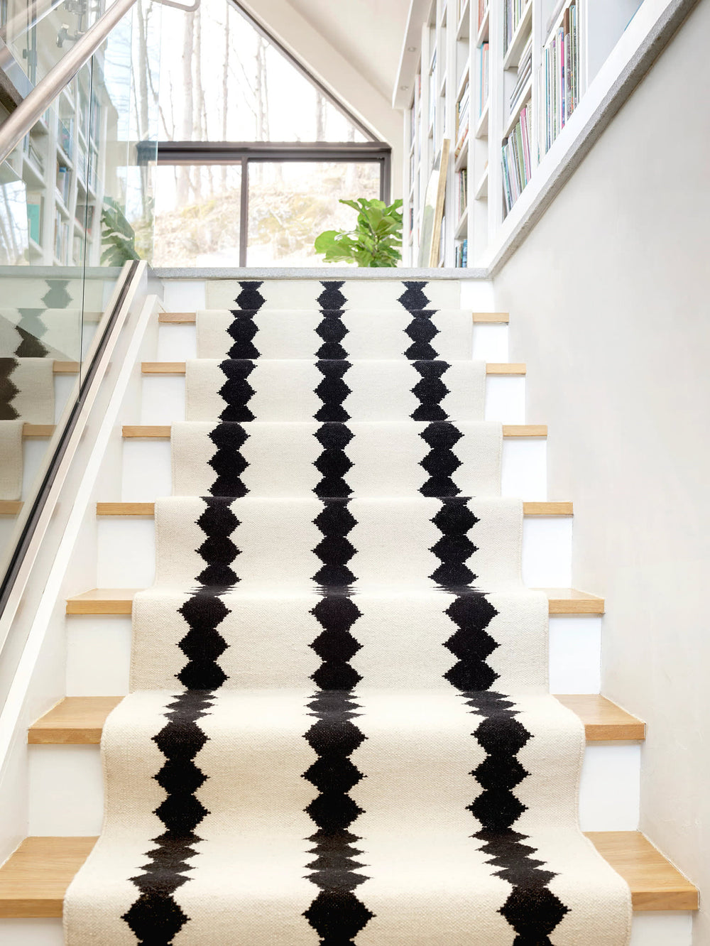 Senna Handwoven Wool Rug by Bunny Williams | Ivory/Black