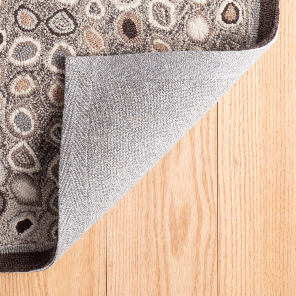 Cats Paw Hand Micro Hooked Wool Rug | Grey