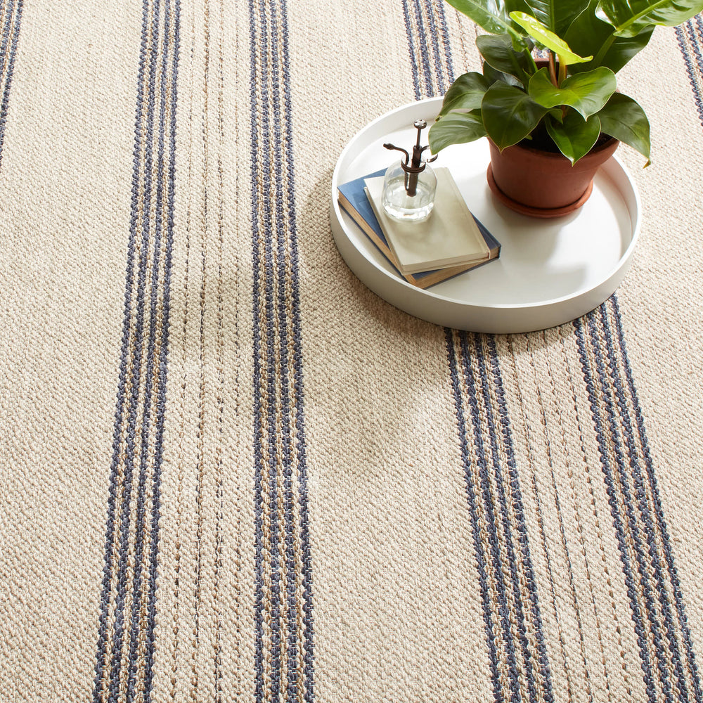 Cielo Stripe Handwoven Cotton Rug | Navy