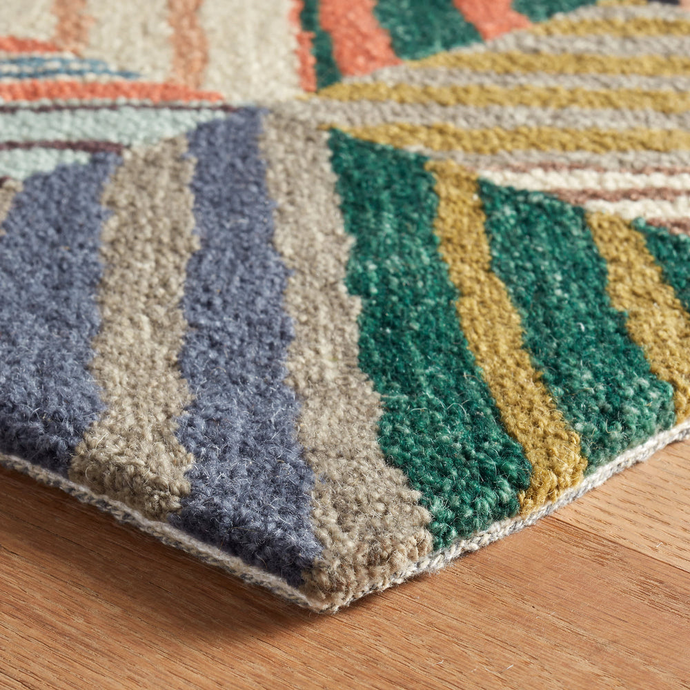 Potter Hand Micro Hooked Wool Rug | Multi