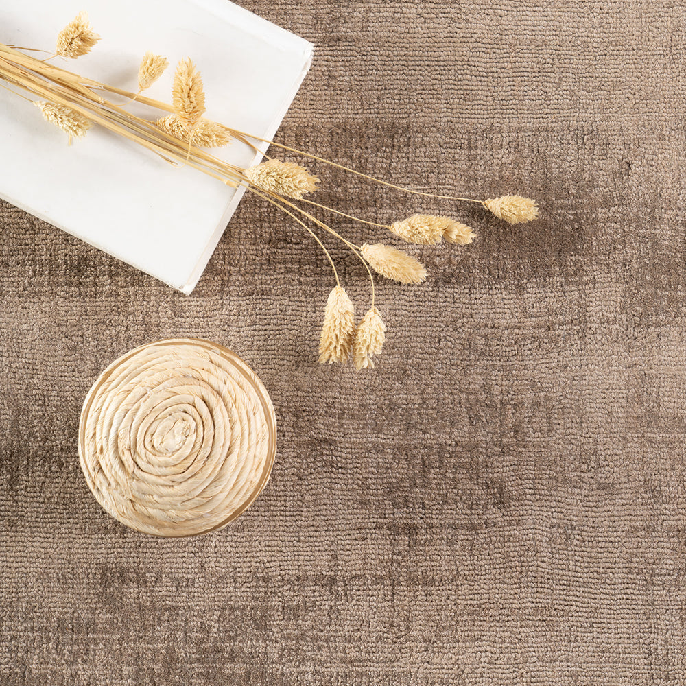Alva Hand Loom Knotted Viscose Rug | Taupe