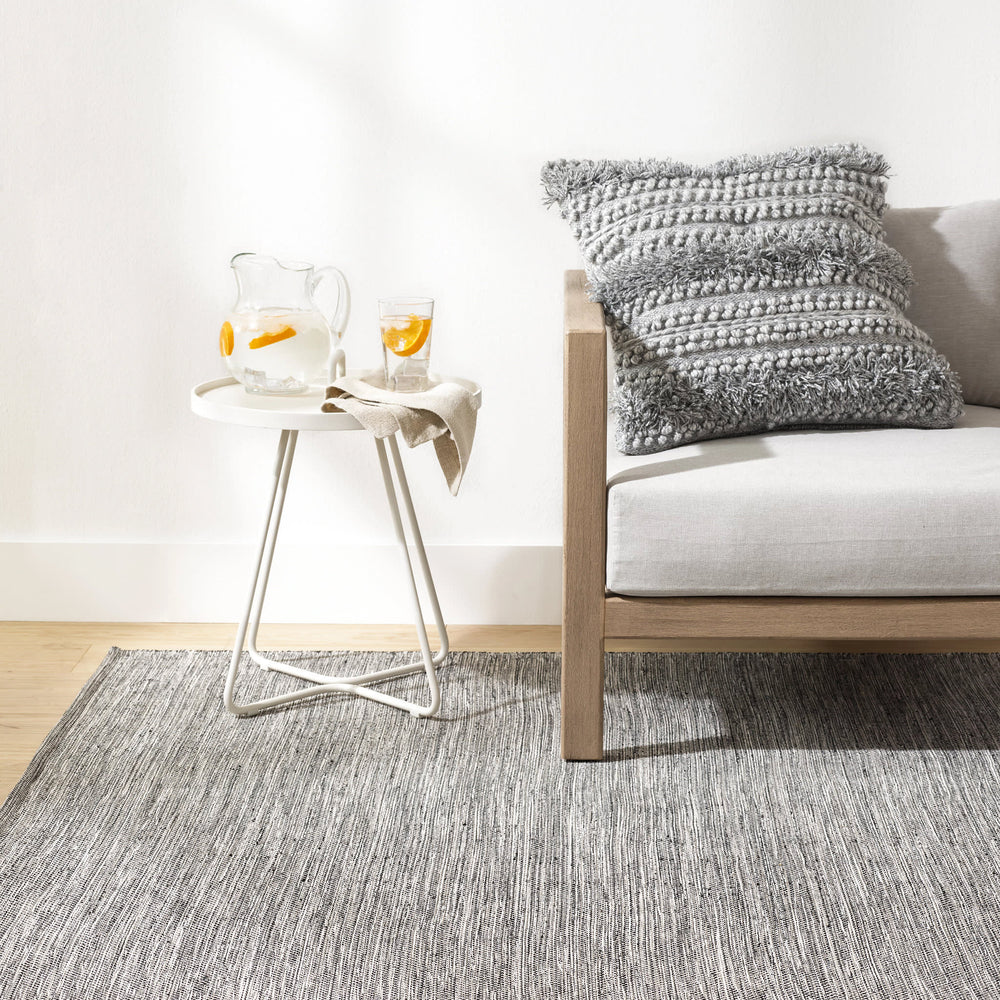 Solid Handwoven Handwoven Indoor/Outdoor Rug | Grey