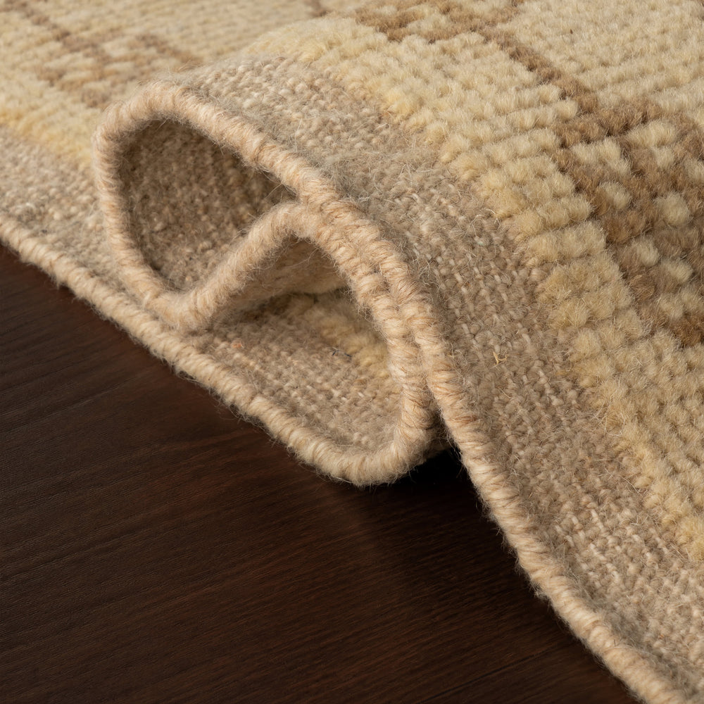 Yaria Traditional Vintage Rug | Beige