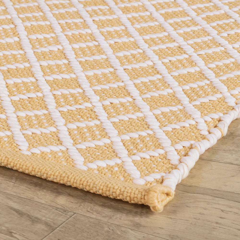 Trellis Handwoven Indoor/Outdoor Rug | Gold