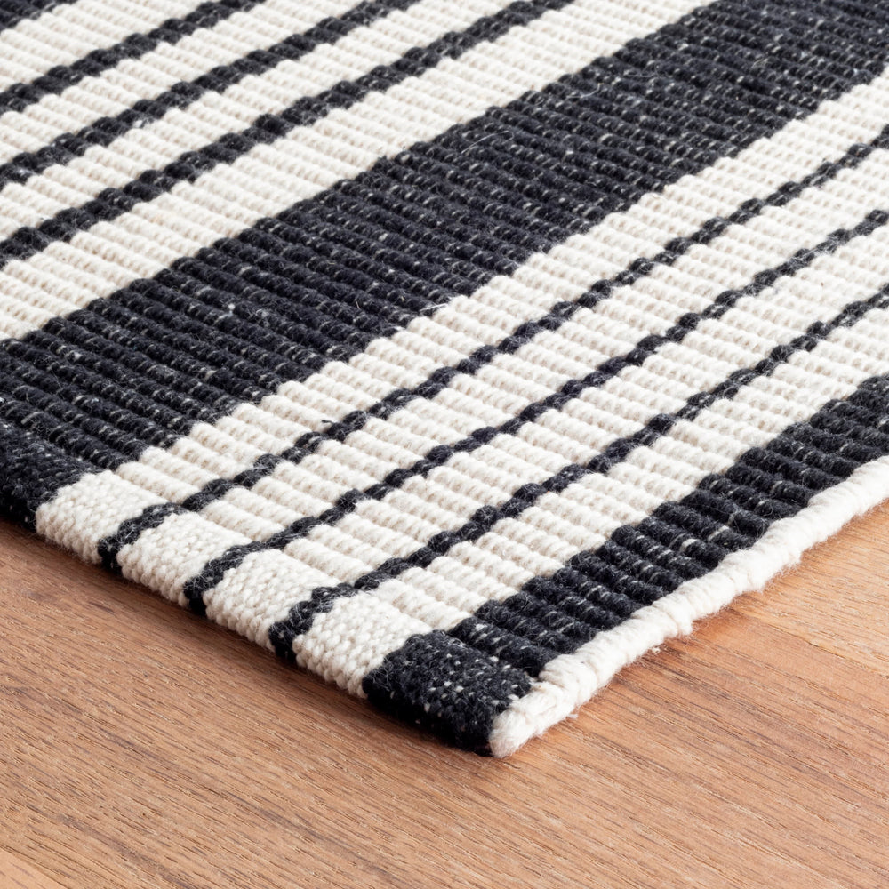 Birmingham Handwoven Cotton Rug | Black