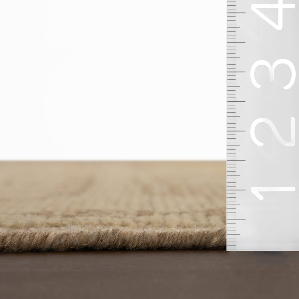 Yaria Traditional Vintage Rug | Beige