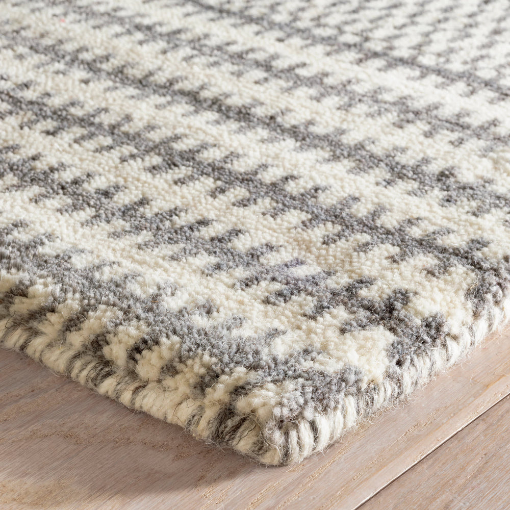 Tracks Hand Loom Knotted Wool Rug | Grey