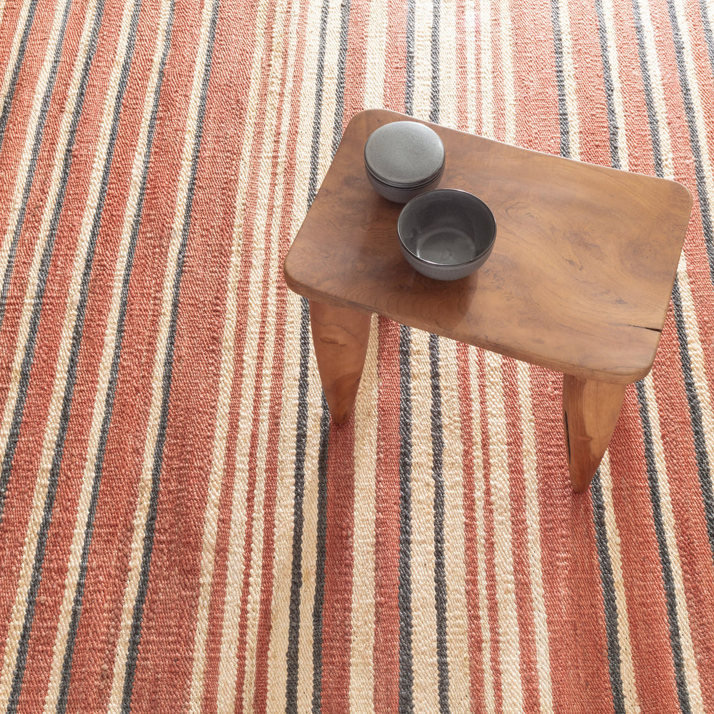 Zeppelin Handwoven Jute Rug | Multi