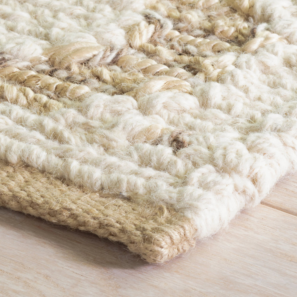 Capri Soumak Handwoven Jute Rug | Neutral