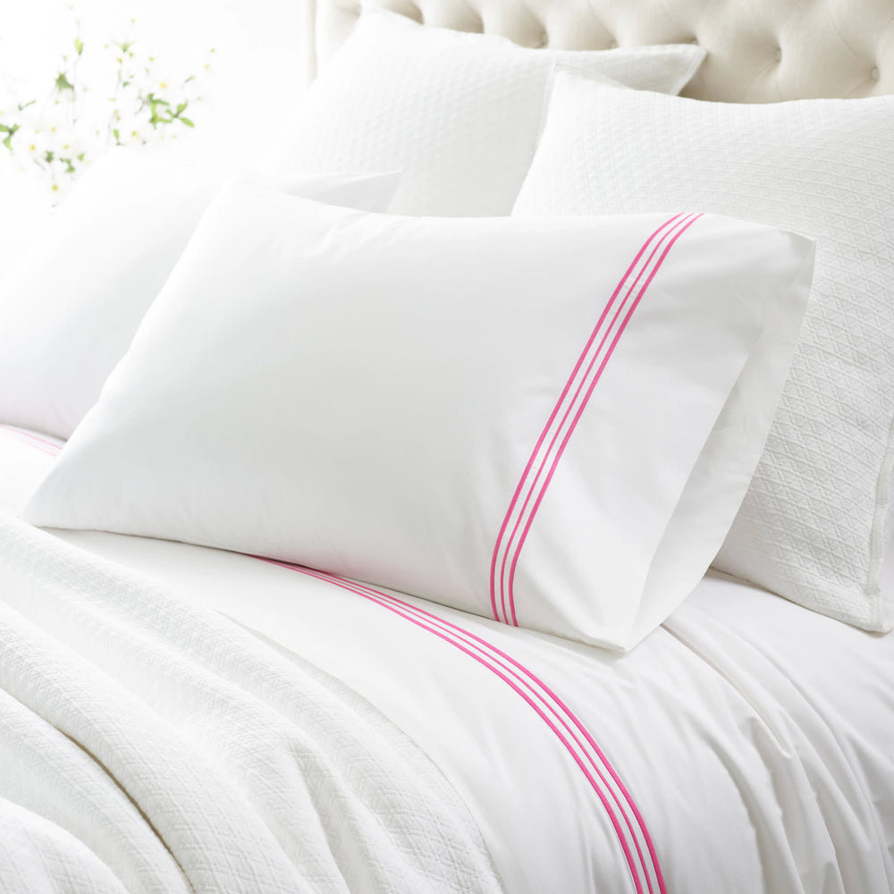 Trio Flat Sheet | Fuchsia