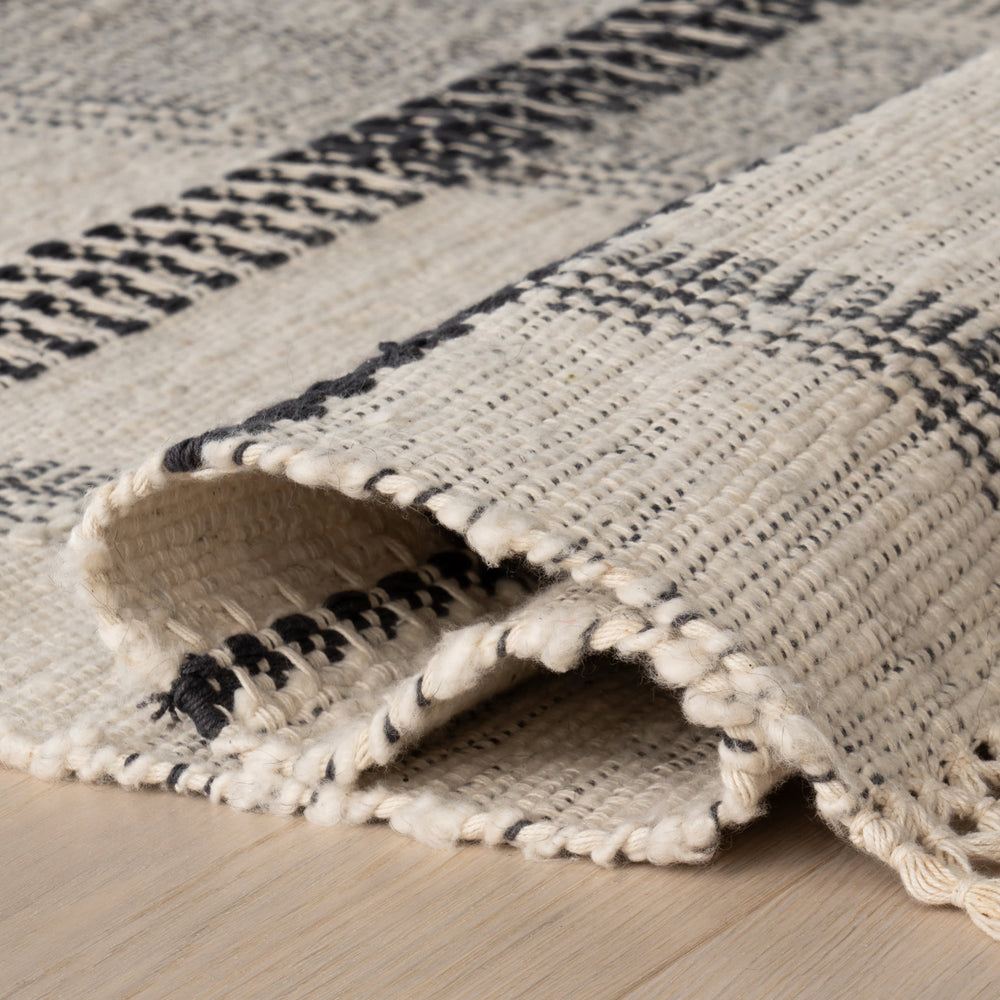Zole Plaid Handmade Cotton Rug | Ivory
