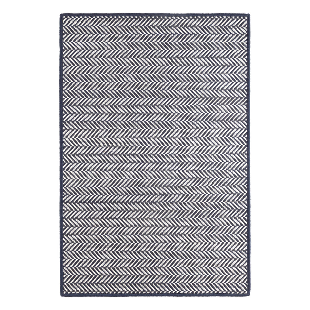 Herringbone Handwoven Indoor/Outdoor Custom Rug | Navy/Ivory