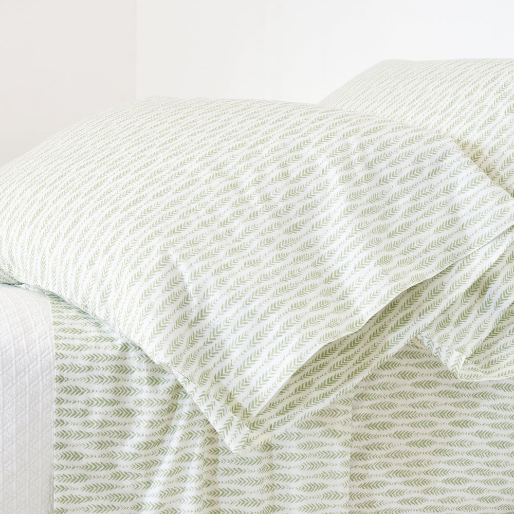 Feather Ogee Sheet Set | Sage