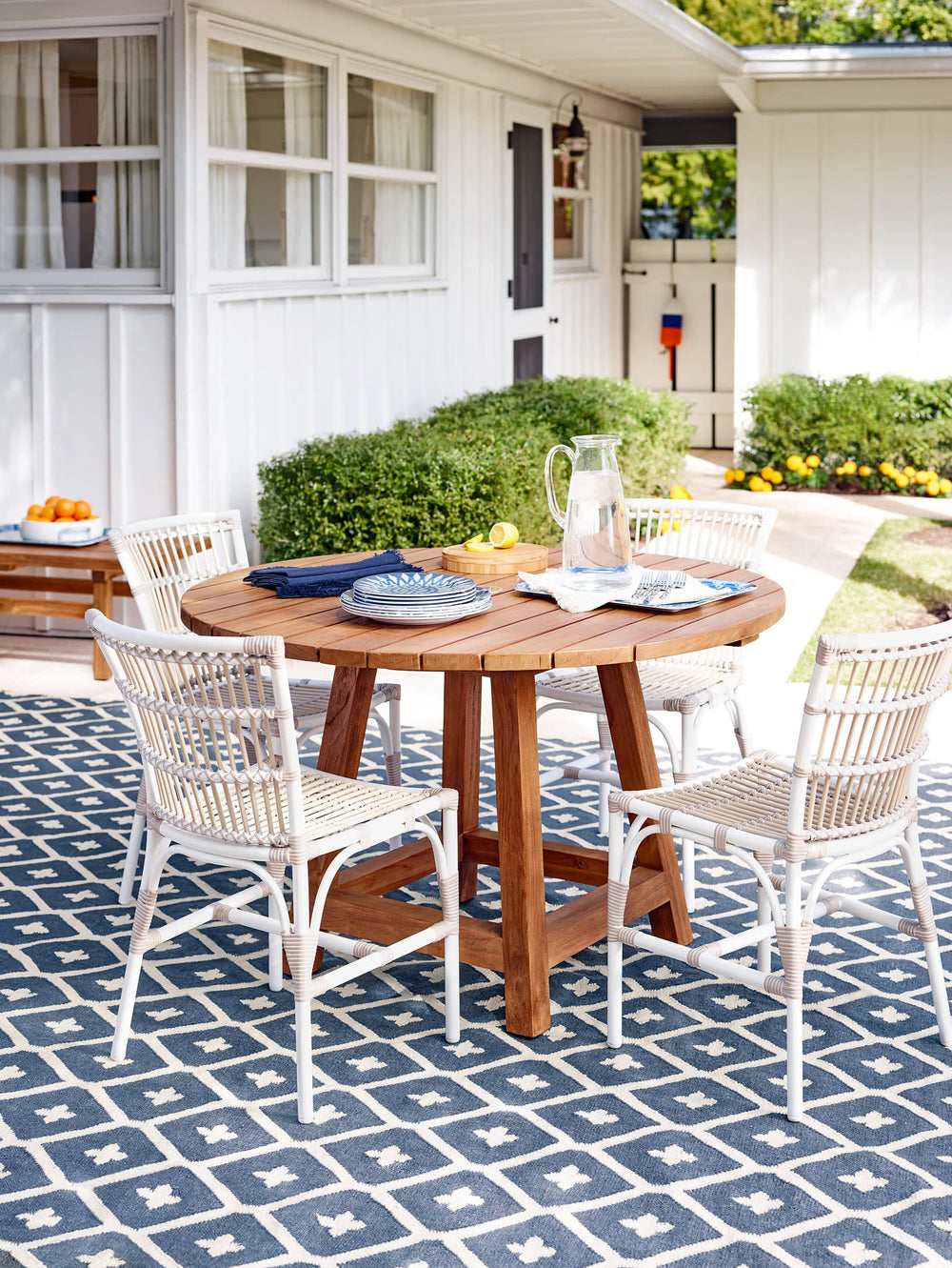 Elizabeth Handwoven Indoor/Outdoor Rug by Bunny Williams | Navy